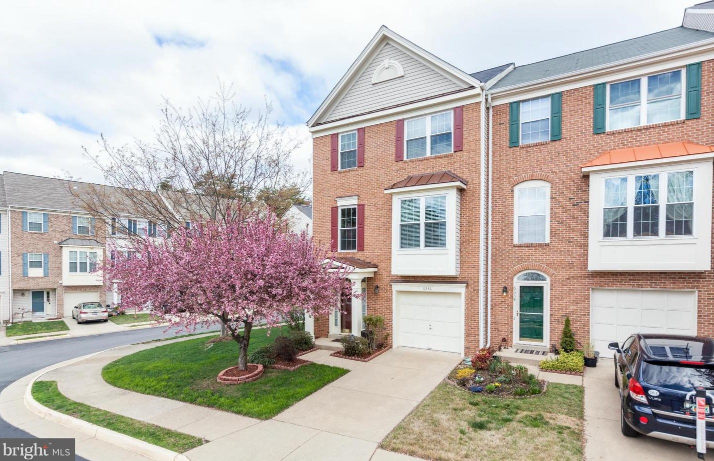 6336 Dakine Cir, Springfield, VA 22150
