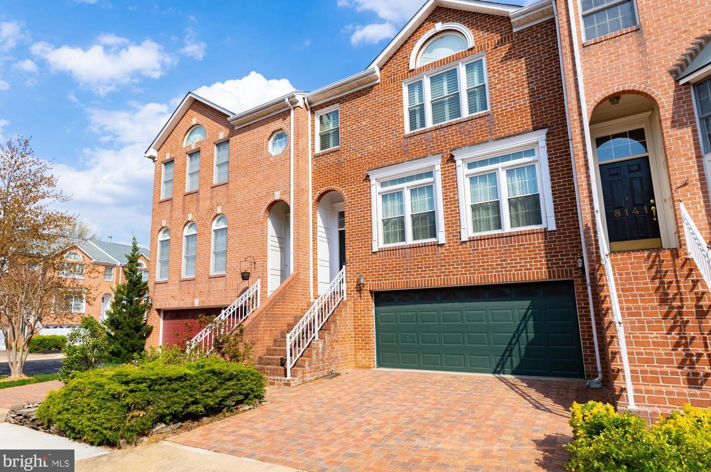 8139 Madrillon Ct, Vienna, VA 22182-3754