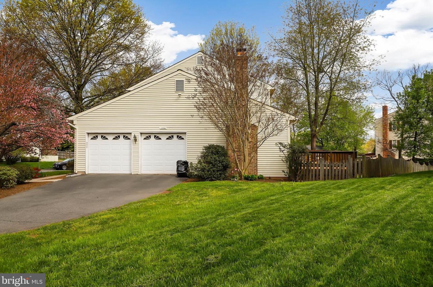 13708 Country Crossing Ct, Fairfax, VA 20151-3624
