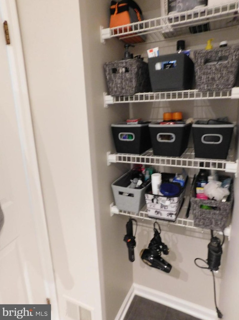 13228 Custom House Ct, Fairfax VA 22033-1311 exterior