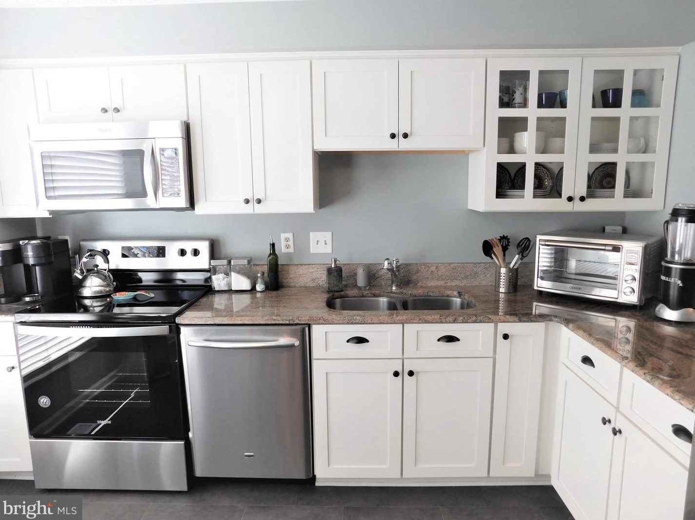 13228 Custom House Ct, Fairfax VA 22033-1311 exterior