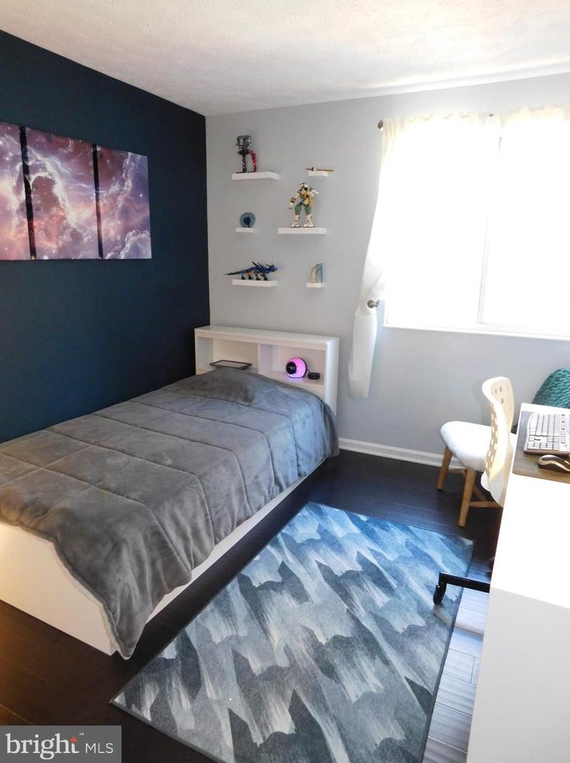 13228 Custom House Ct, Fairfax VA 22033-1311 exterior