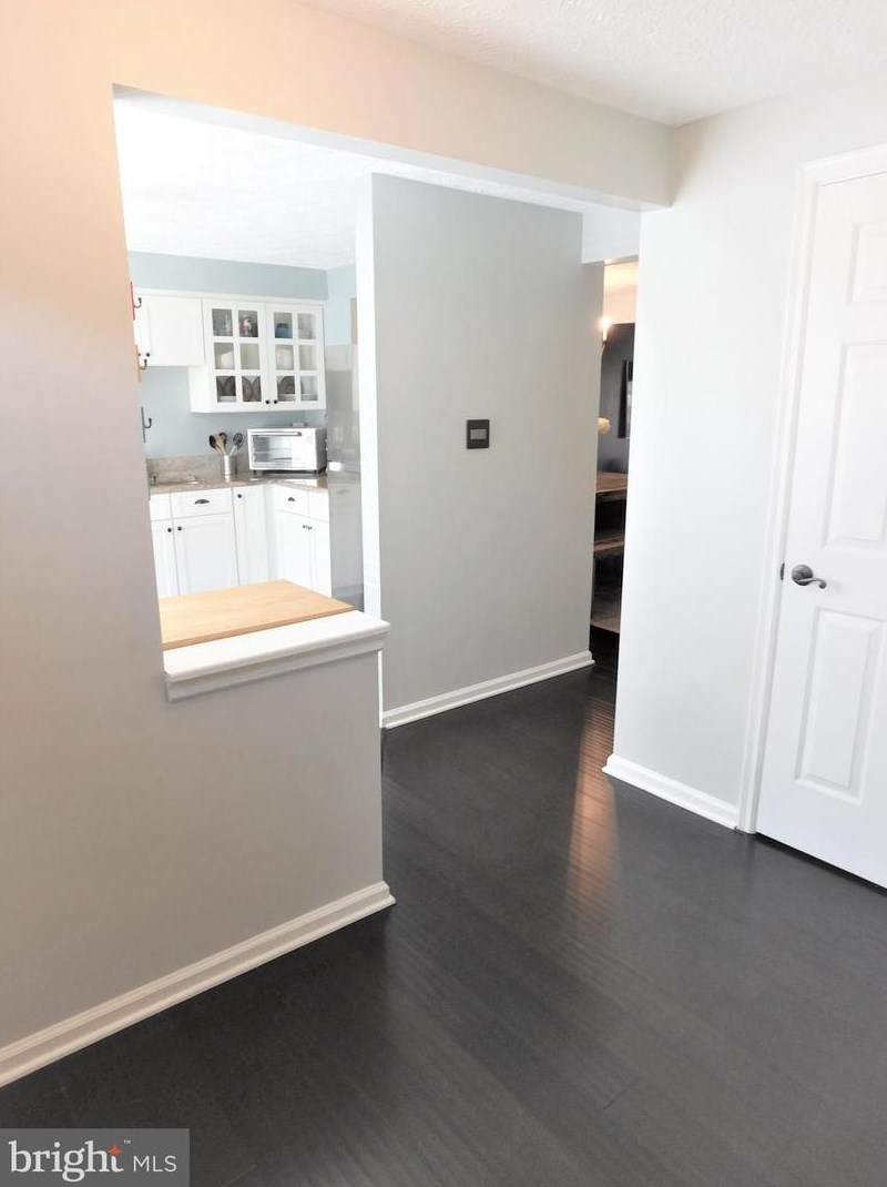 13228 Custom House Ct, Fairfax VA 22033-1311 exterior