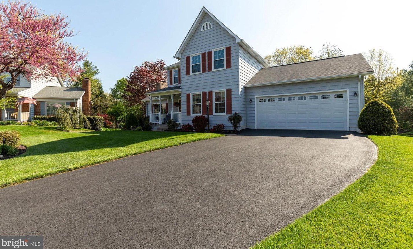 13365 Teaberry Ct, Fairfax, VA 22033-1109