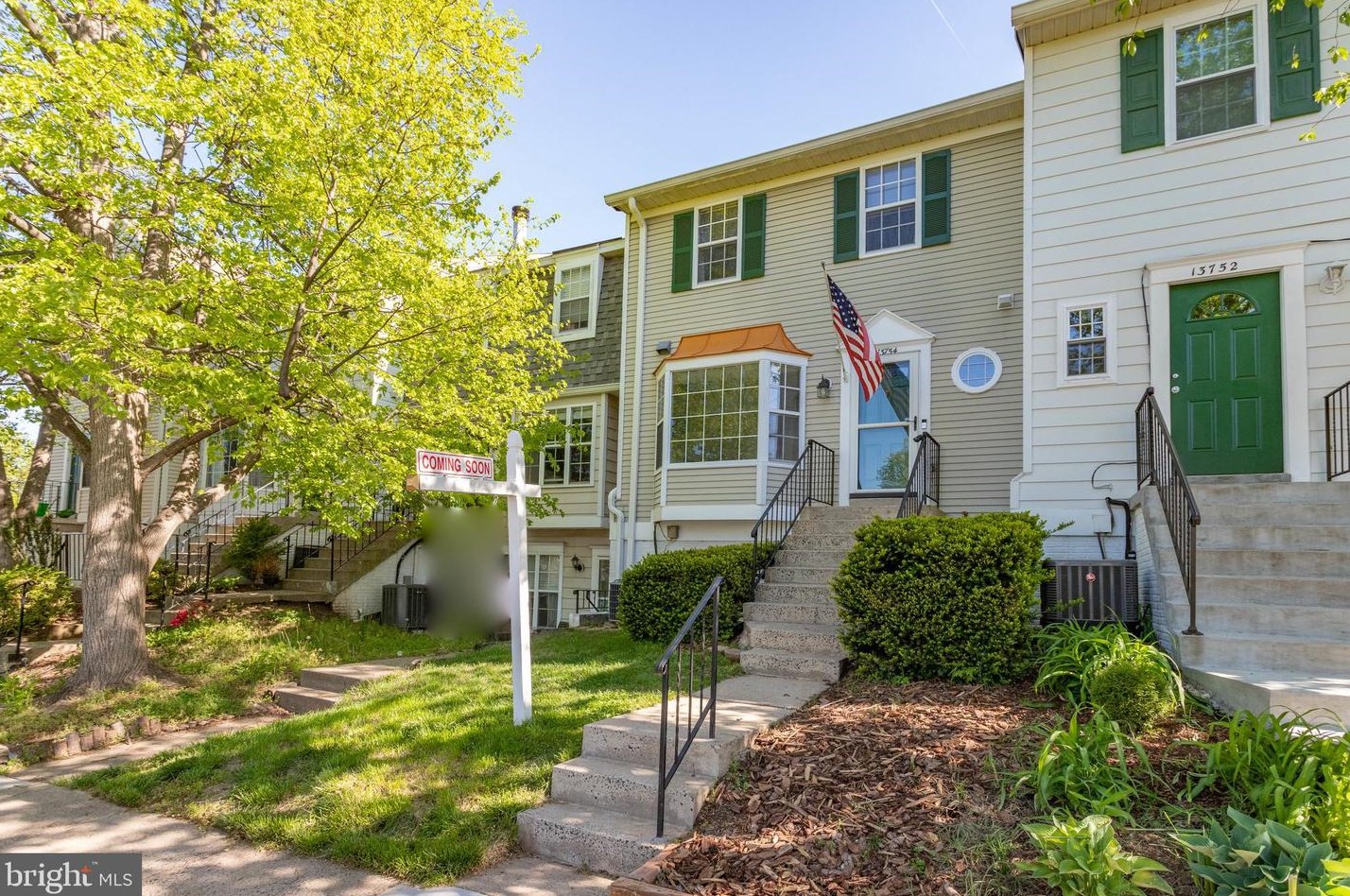 13754 Autumn Vale Ct, Fairfax, VA 20151-3543