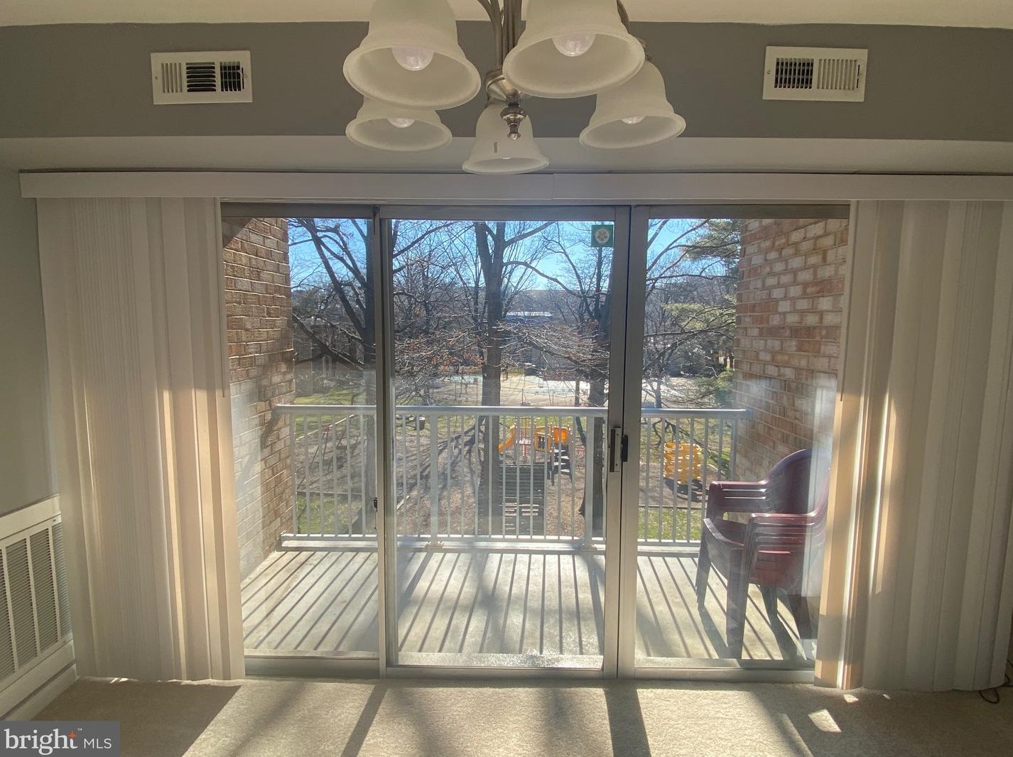 8003 Chanute Pl Apt 11, Falls Church, VA 22042