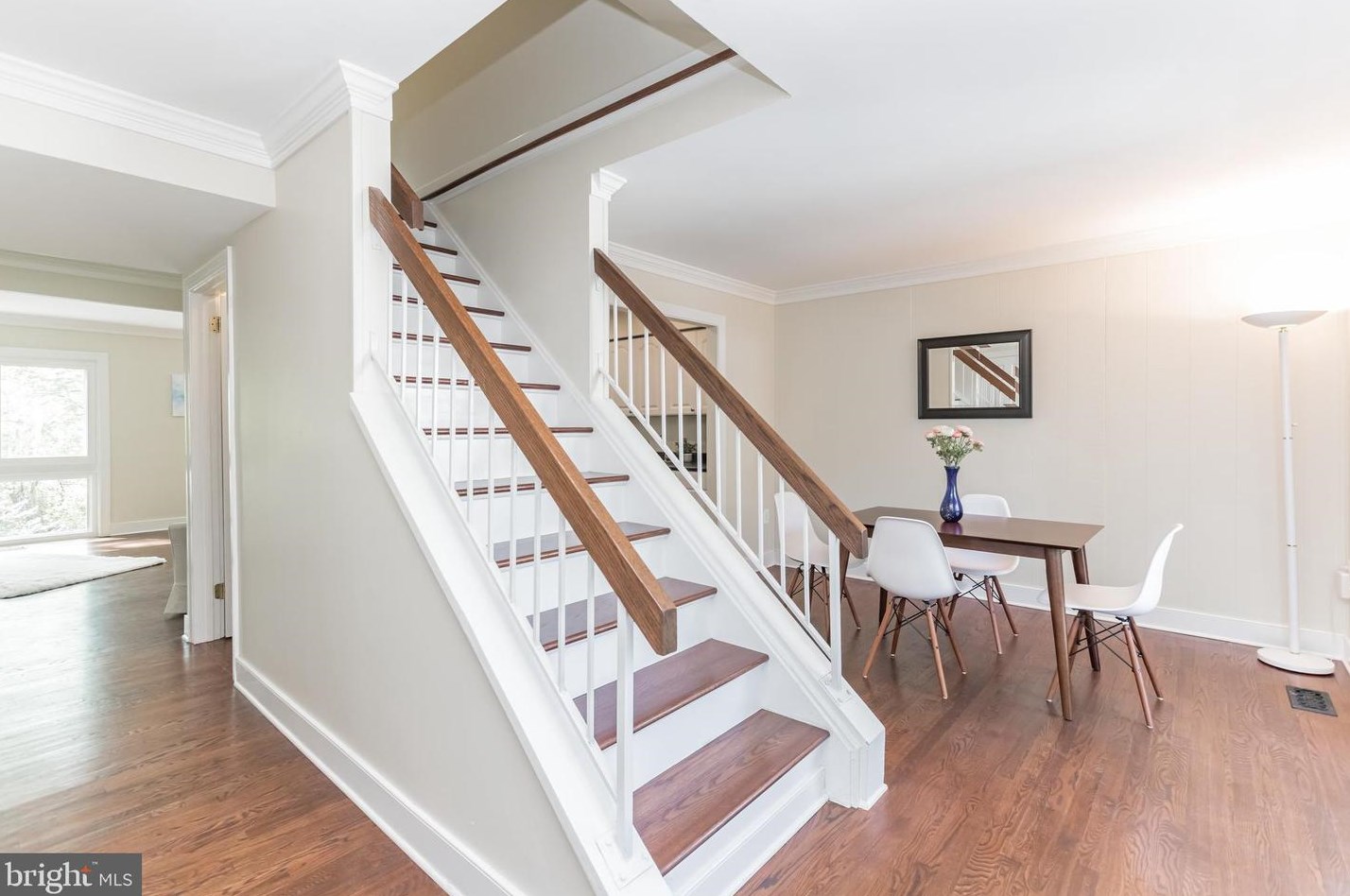 3032 Sugar Ln, Vienna, VA 22181-6060