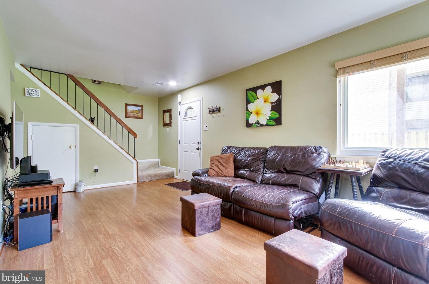 10643 Summer Oak Ct, Springfield, VA 22015