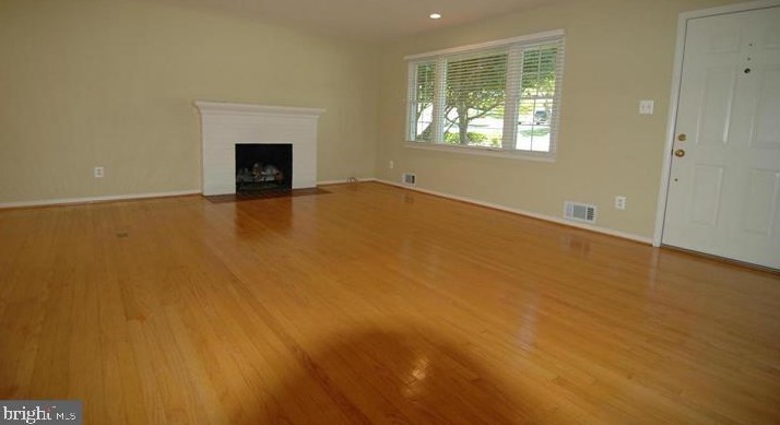 5310 Oldcastle Ln, Springfield, VA 22151
