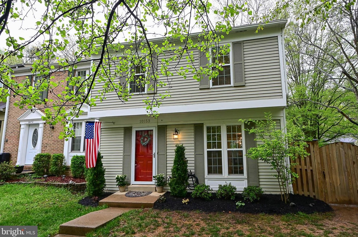 10153 Sassafras Woods Ct, Springfield, VA 22015