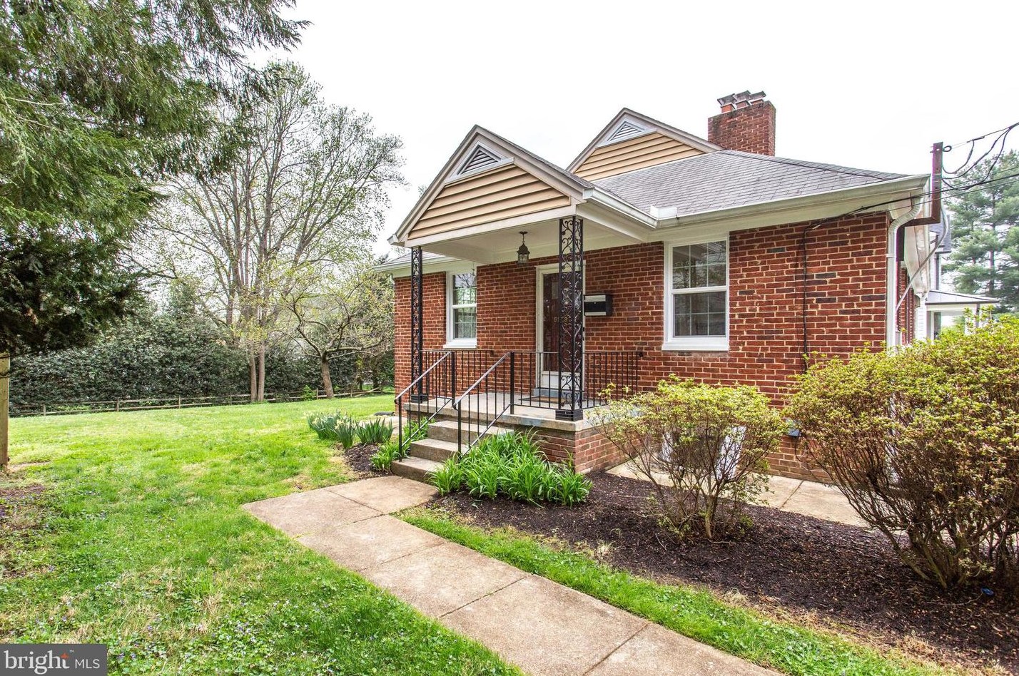 6529 Chesterfield Ave, Mc Lean, VA 22101