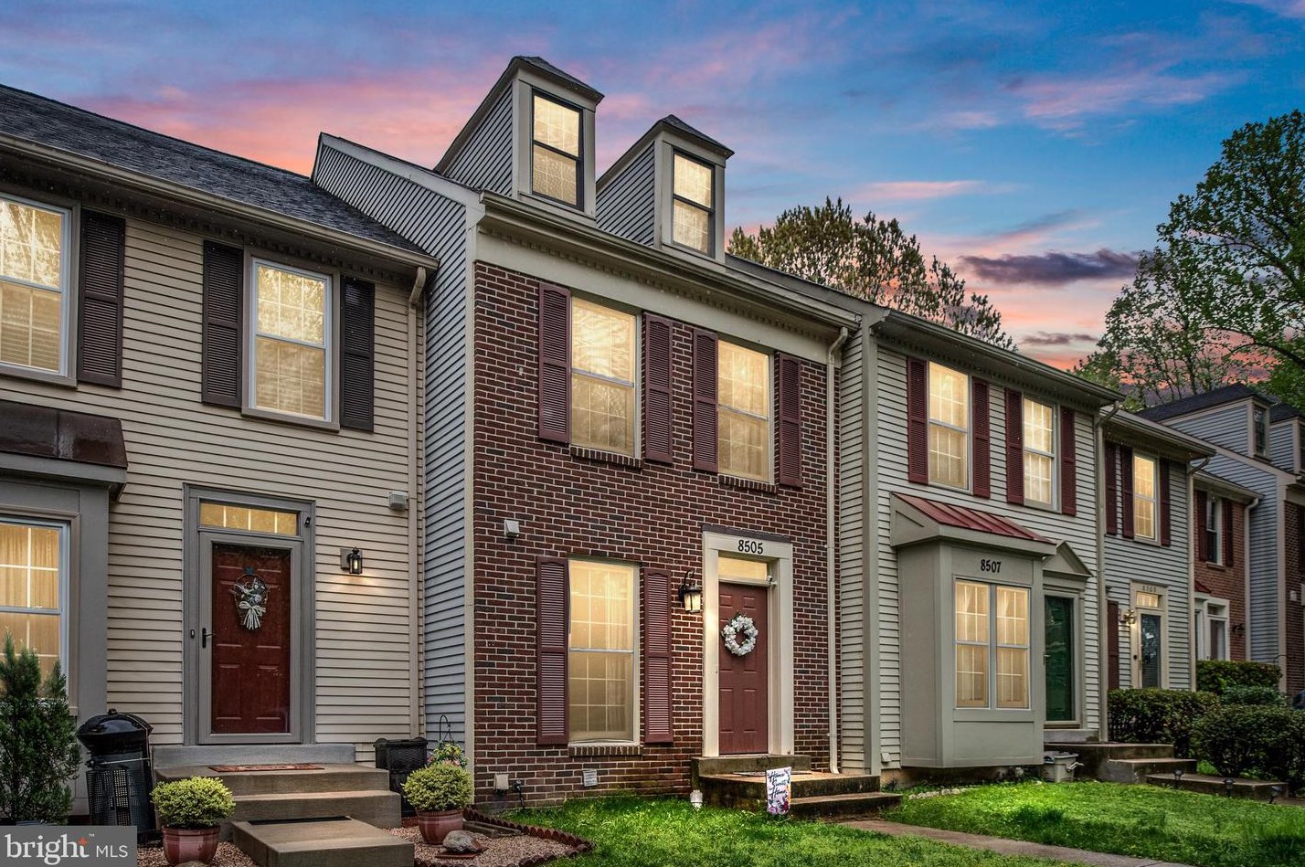 8505 Chapman Oak Ct, Springfield, VA 22153