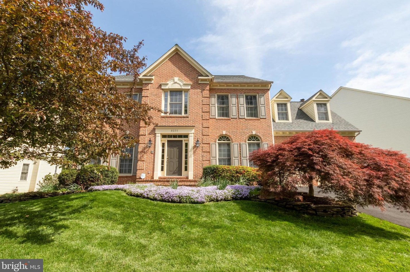 9377 Colbert Ct, Fairfax, VA 22032-2000
