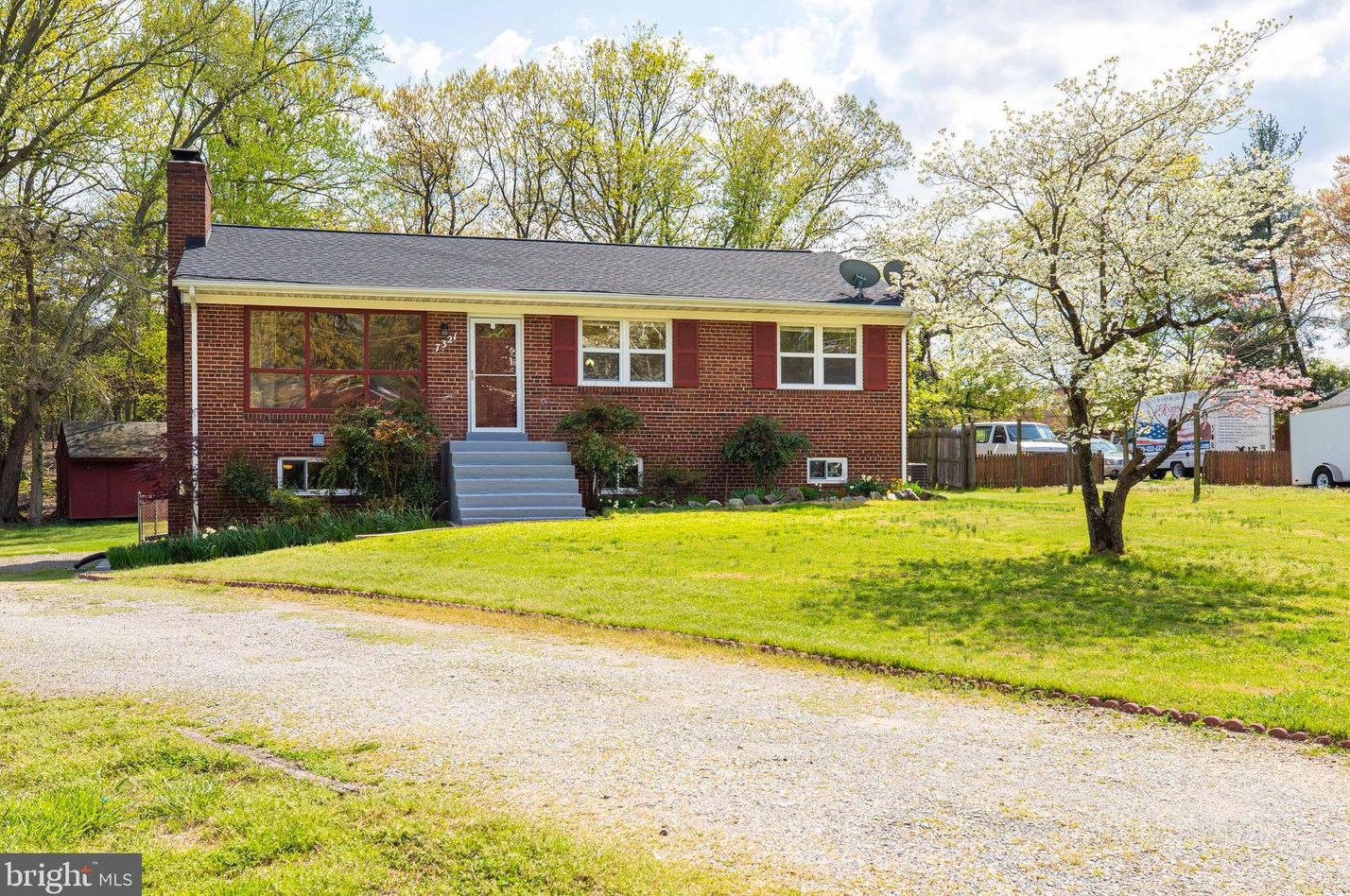 7321 Lamar Dr, Springfield, VA 22150