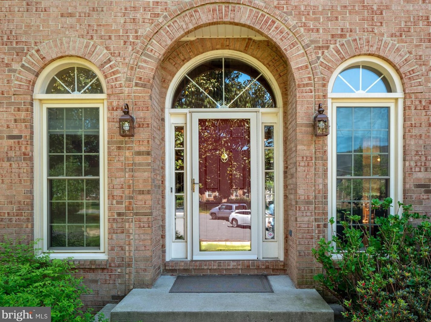 4904 Fox Creek Ct, Fairfax, VA 20151-4114