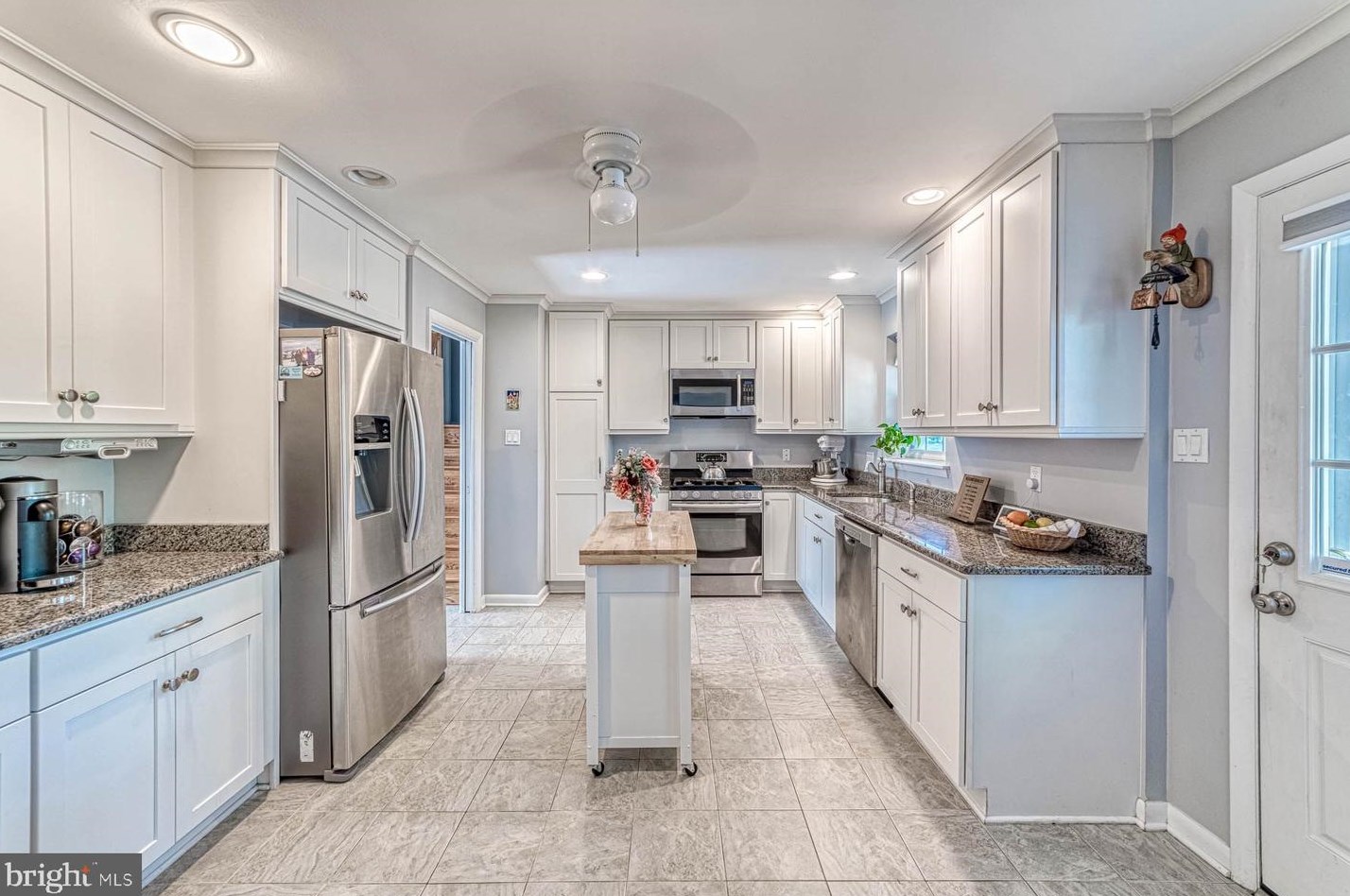 1817 Baldwin Dr, Mc Lean, VA 22101-5054