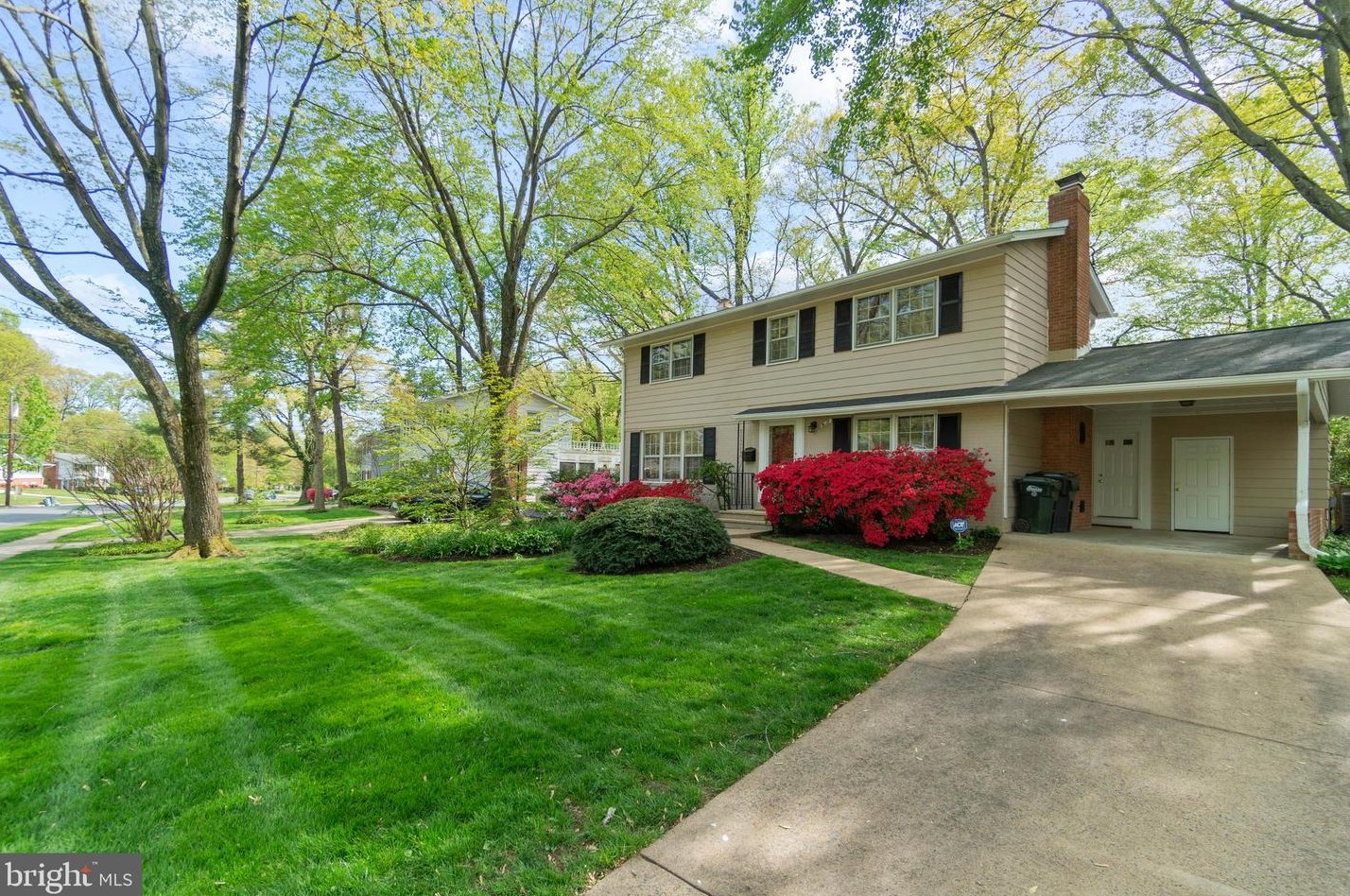 2618 Bowling Green Dr, Vienna, VA 22180-7027