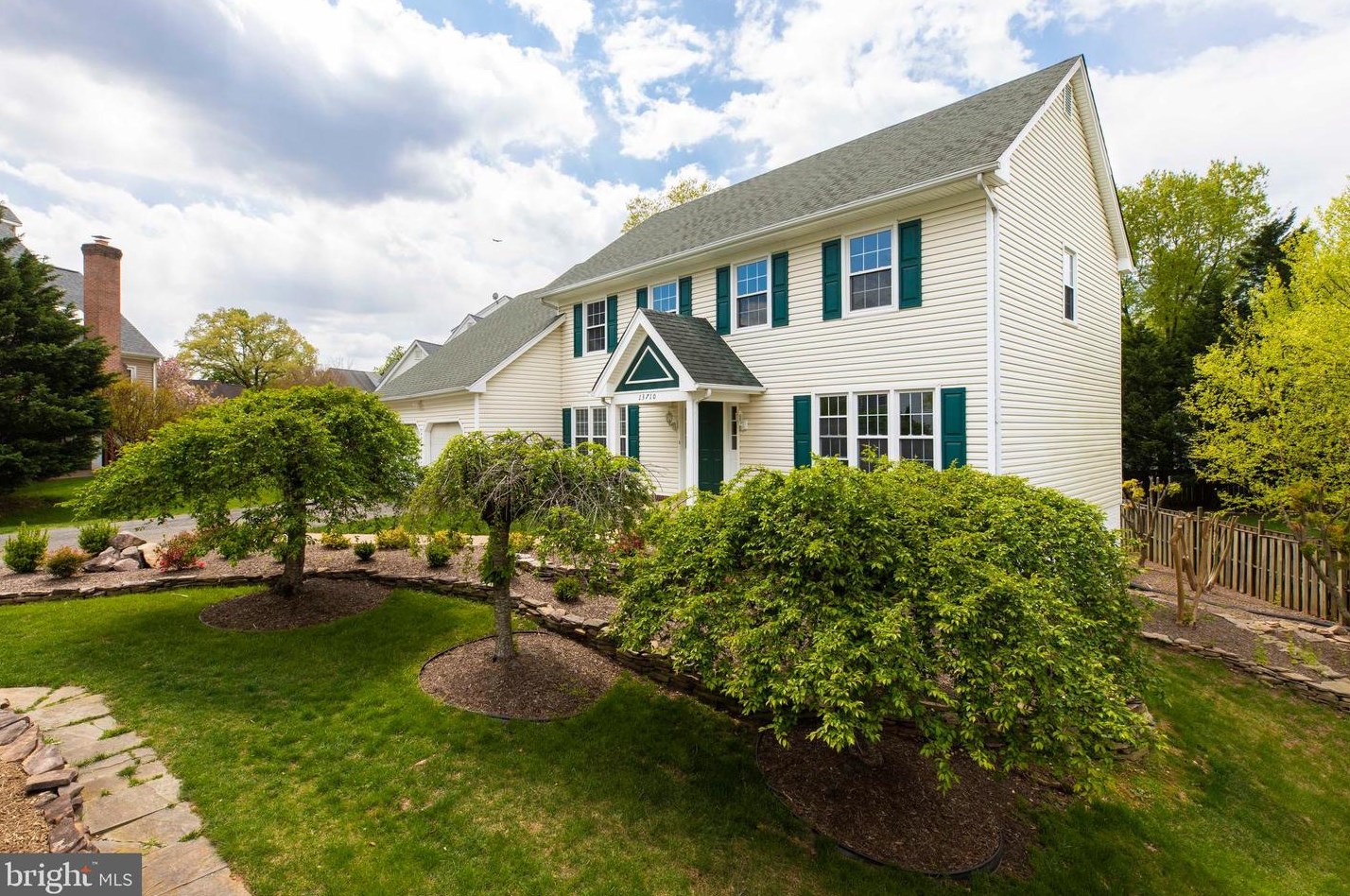 13710 Frankford Cir, Centreville, VA 20120-1762