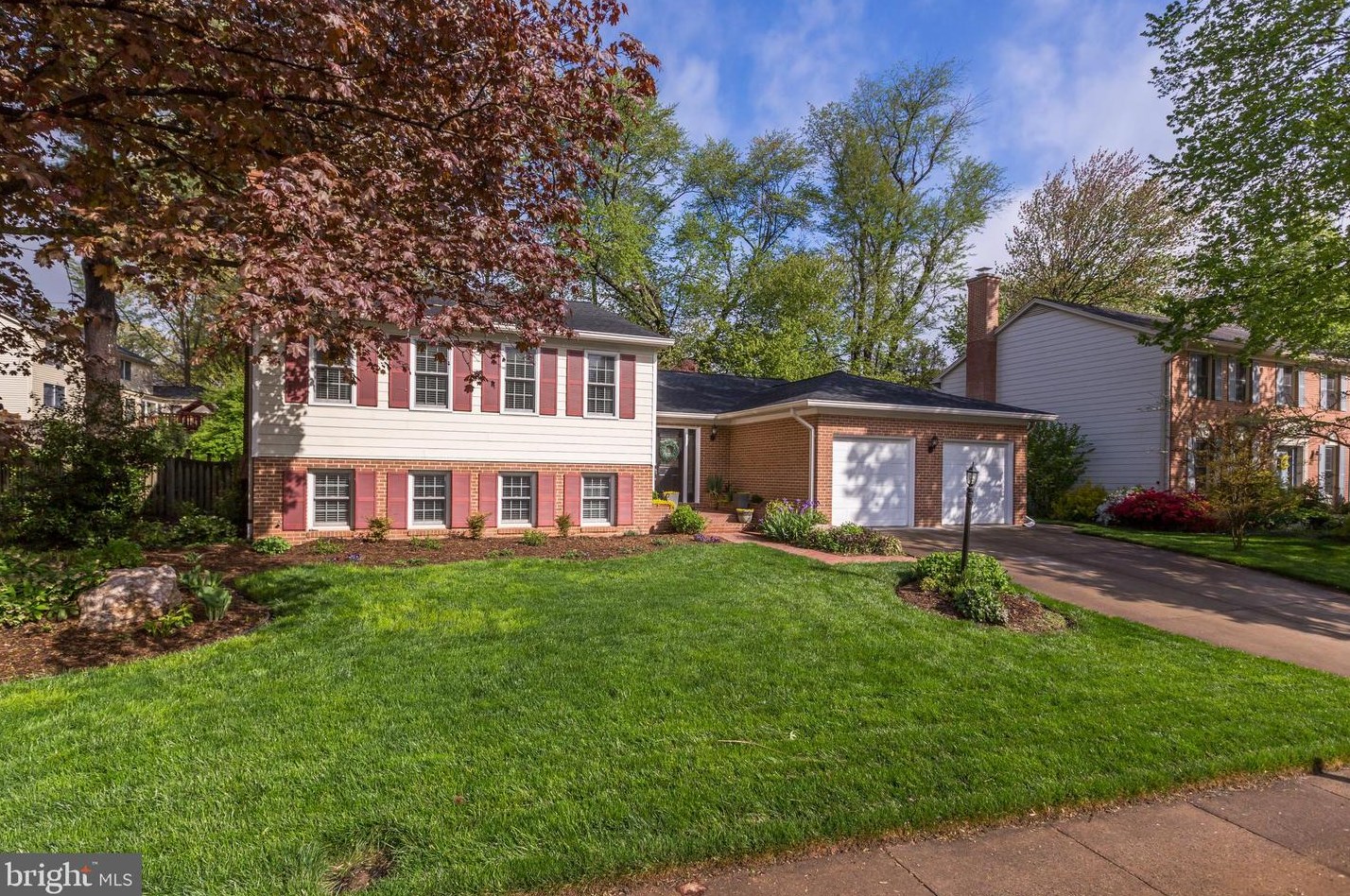 4616 Demby Dr, Fairfax, VA 22032-1707