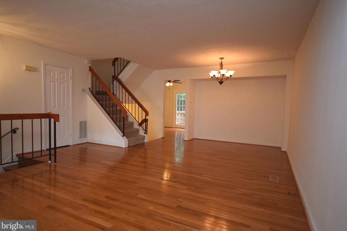 5831 Wye Oak Commons Ct, Springfield, VA 22015