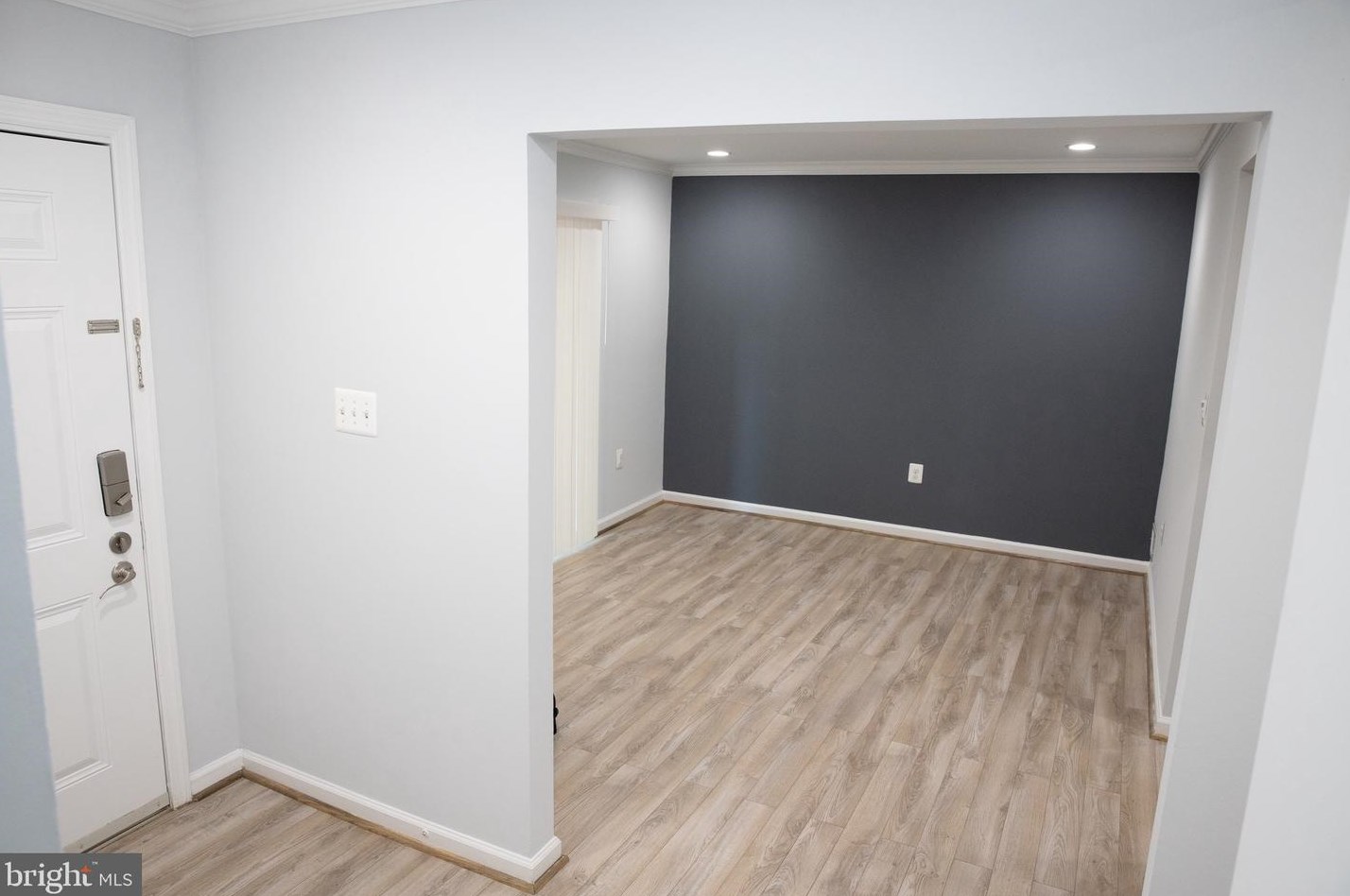 3714 Persimmon Cir, Fairfax, VA 22031
