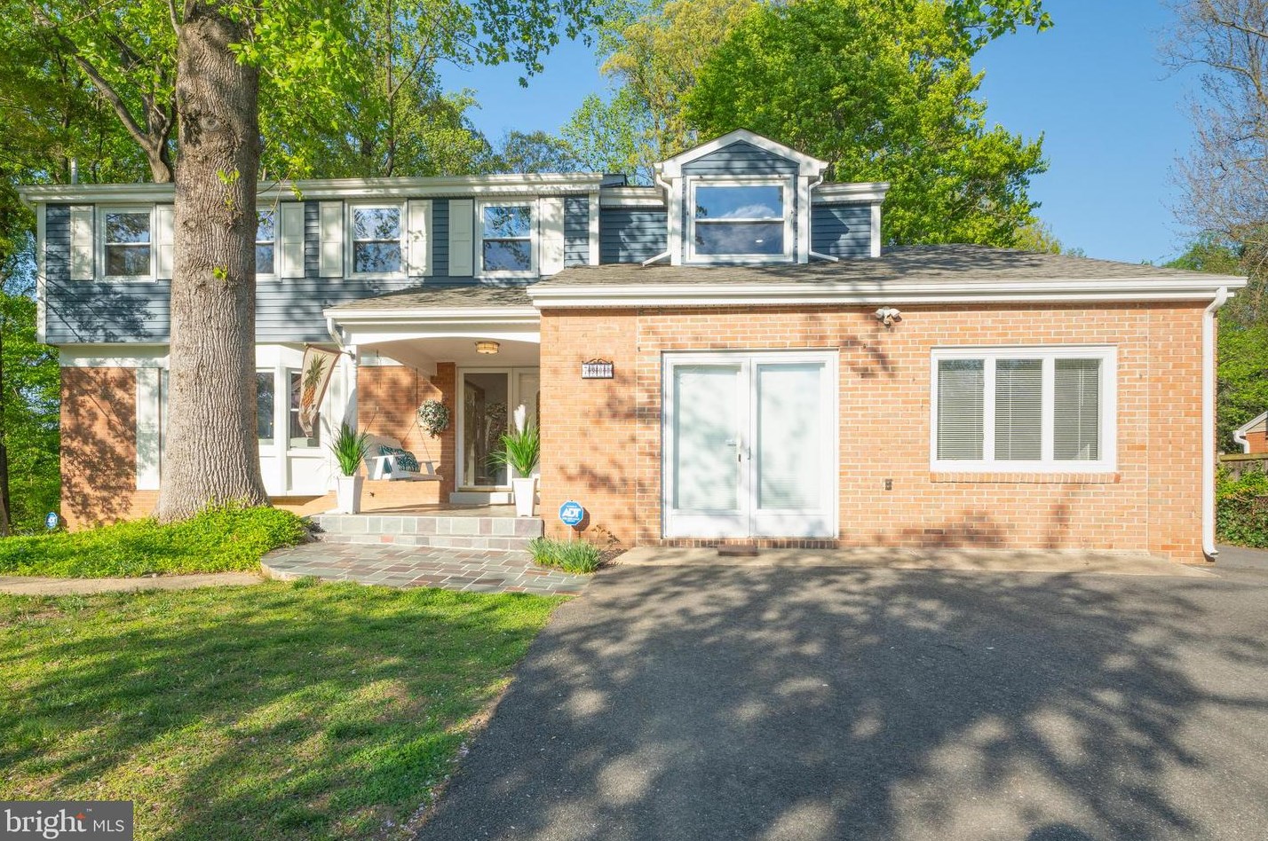 7900 Carrleigh Pkwy, Springfield, VA 22152