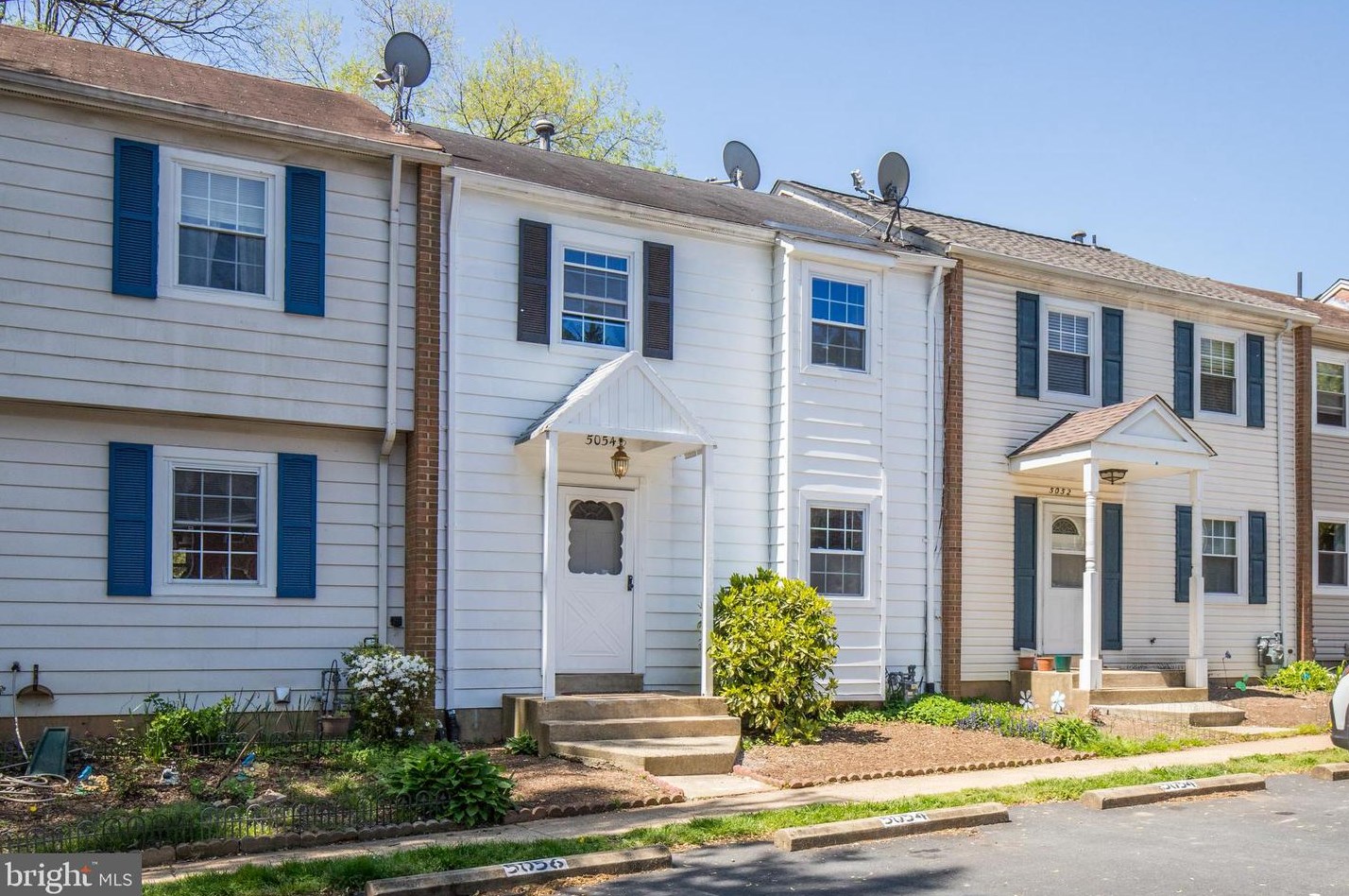 5054 Tibbitt Ln, Springfield, VA 22015
