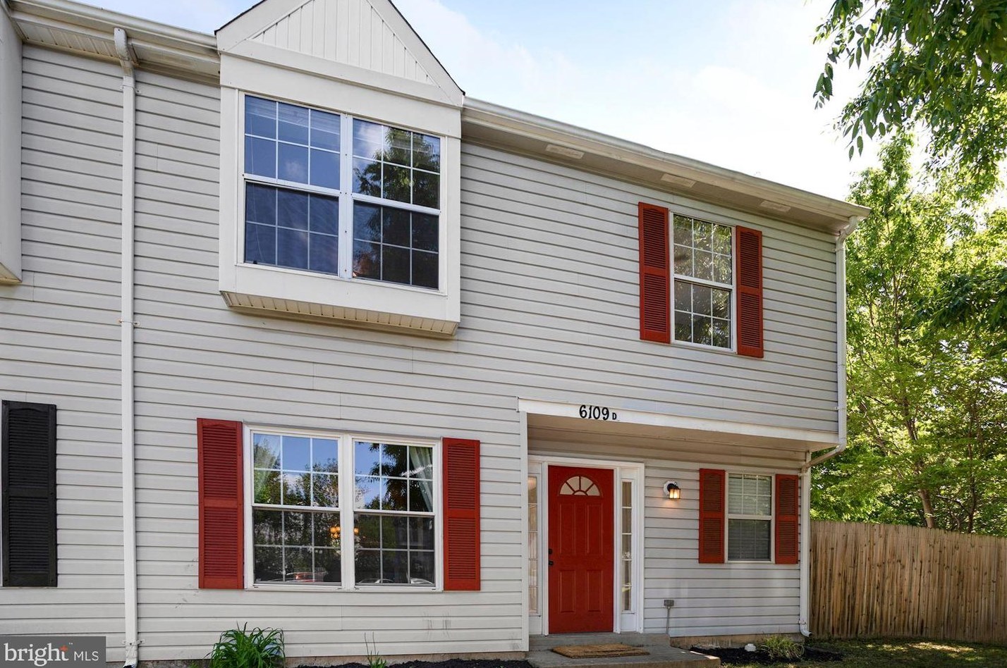 6109 Hoskins Hollow Cir, Centreville, VA 20121-2698