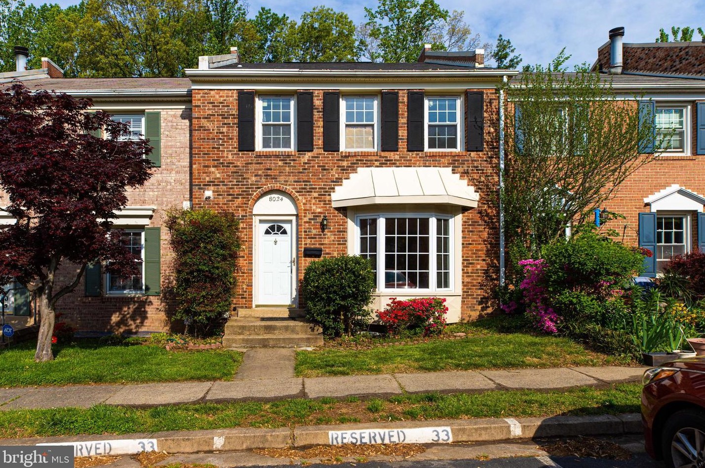 8024 Sleepy View Ln, Springfield, VA 22153