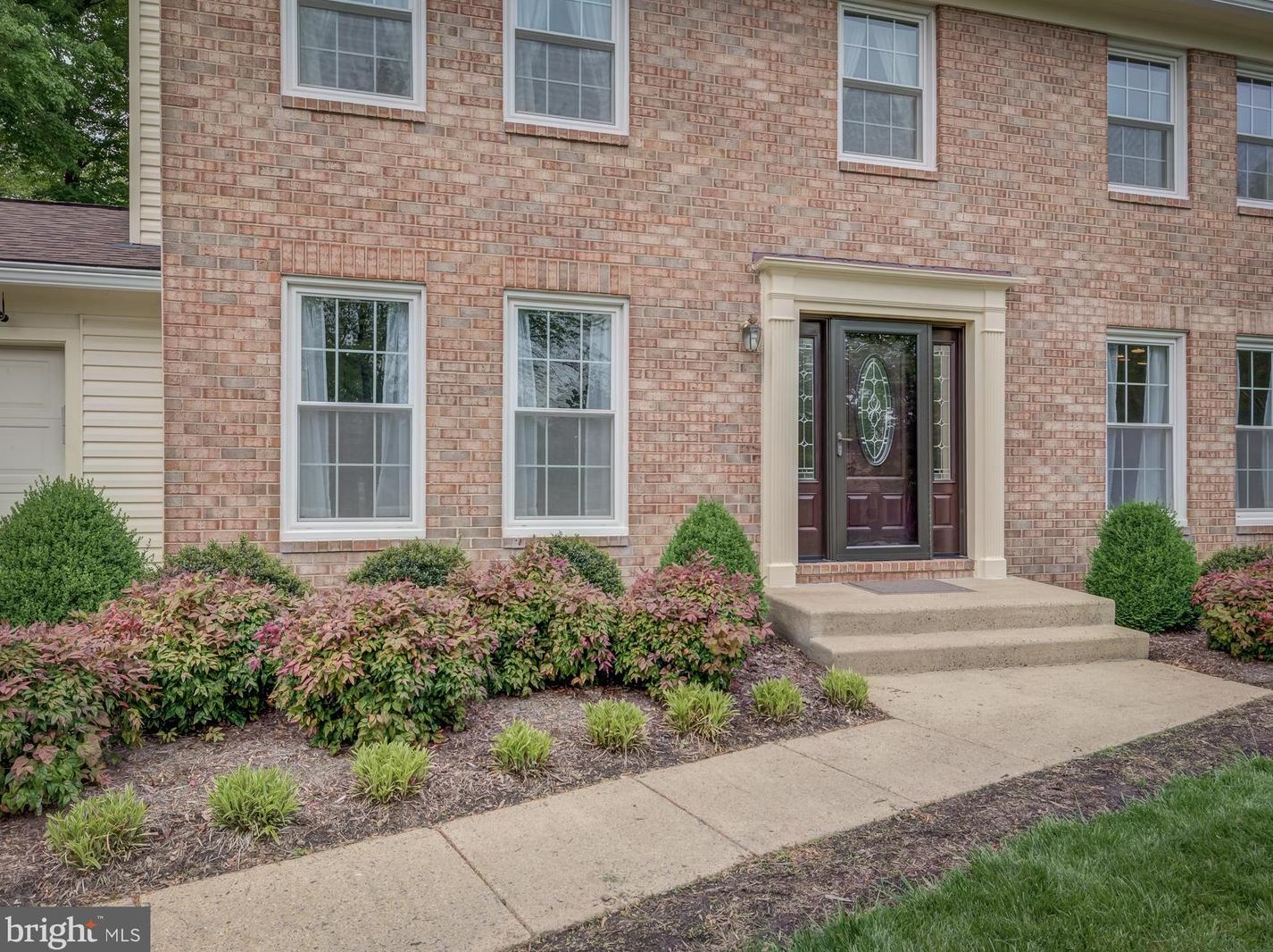 10947 Adare Dr, Fairfax, VA 22032-3107