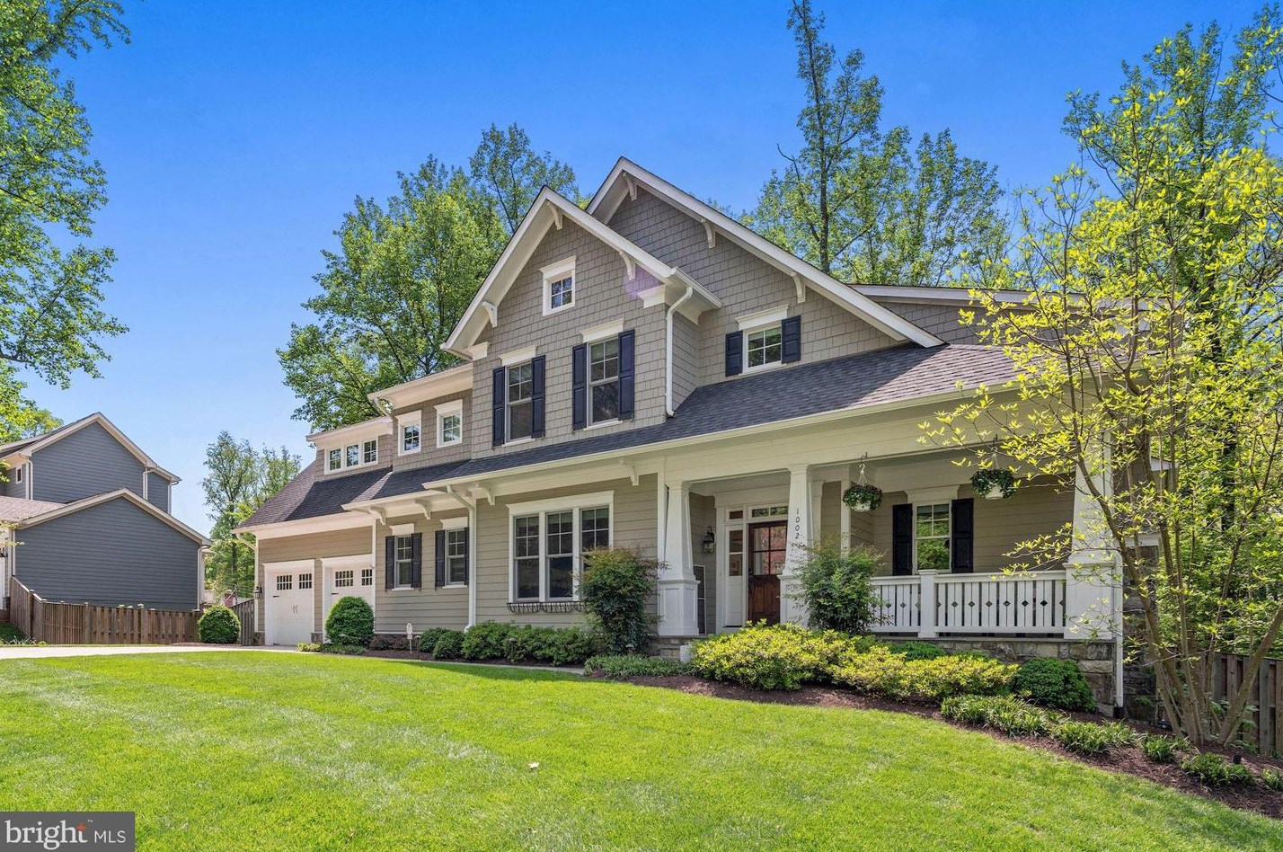 1002 Desale St, Vienna, VA 22180-6561