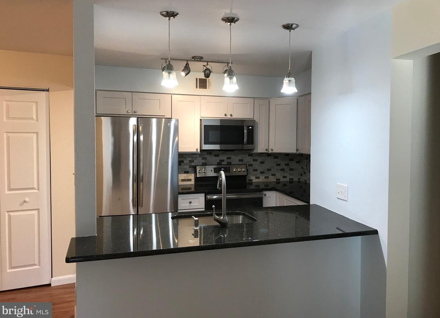 5809 Royal Ridge Dr #1, Springfield, VA 22152