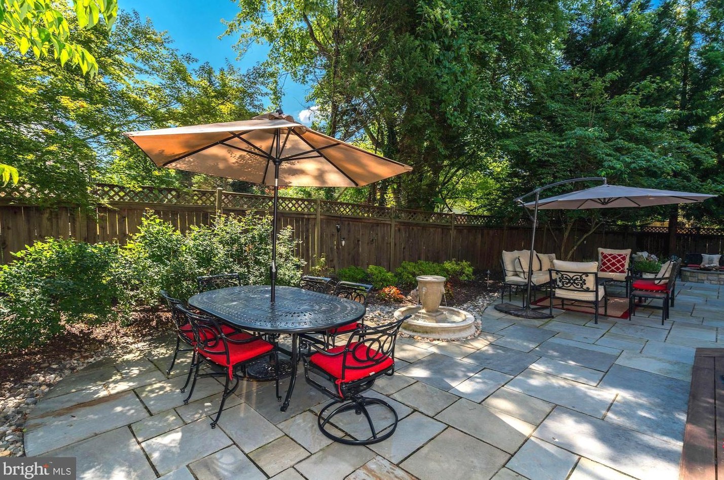 2403 Sagarmal Ct, Vienna, VA 22027-1216