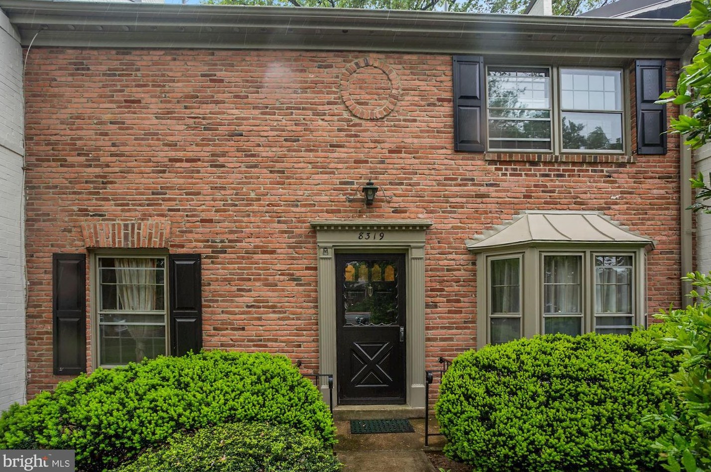 8319 Forrester Blvd, Springfield, VA 22152