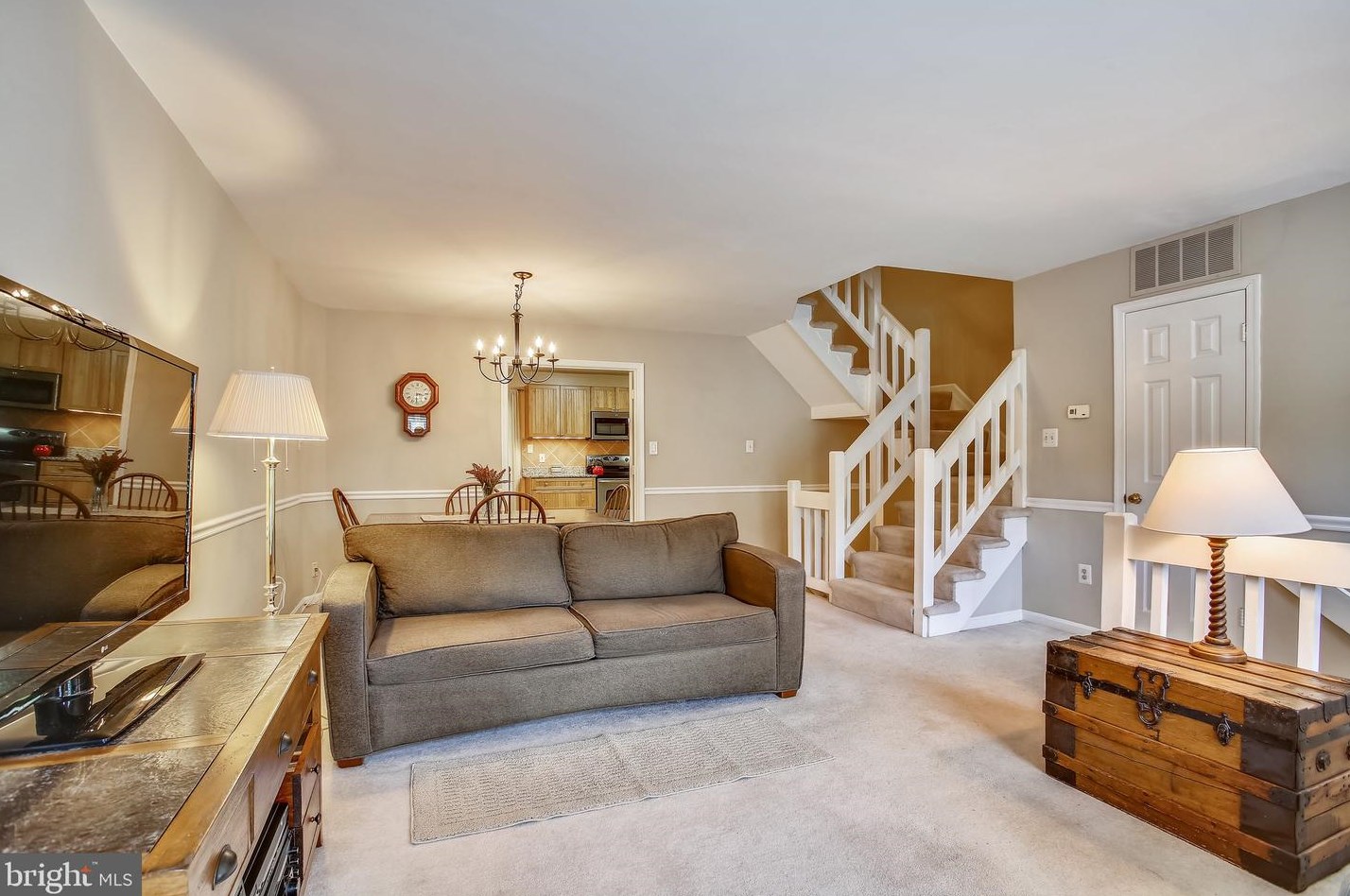 6631 Westbury Oaks Ct, Springfield, VA 22152