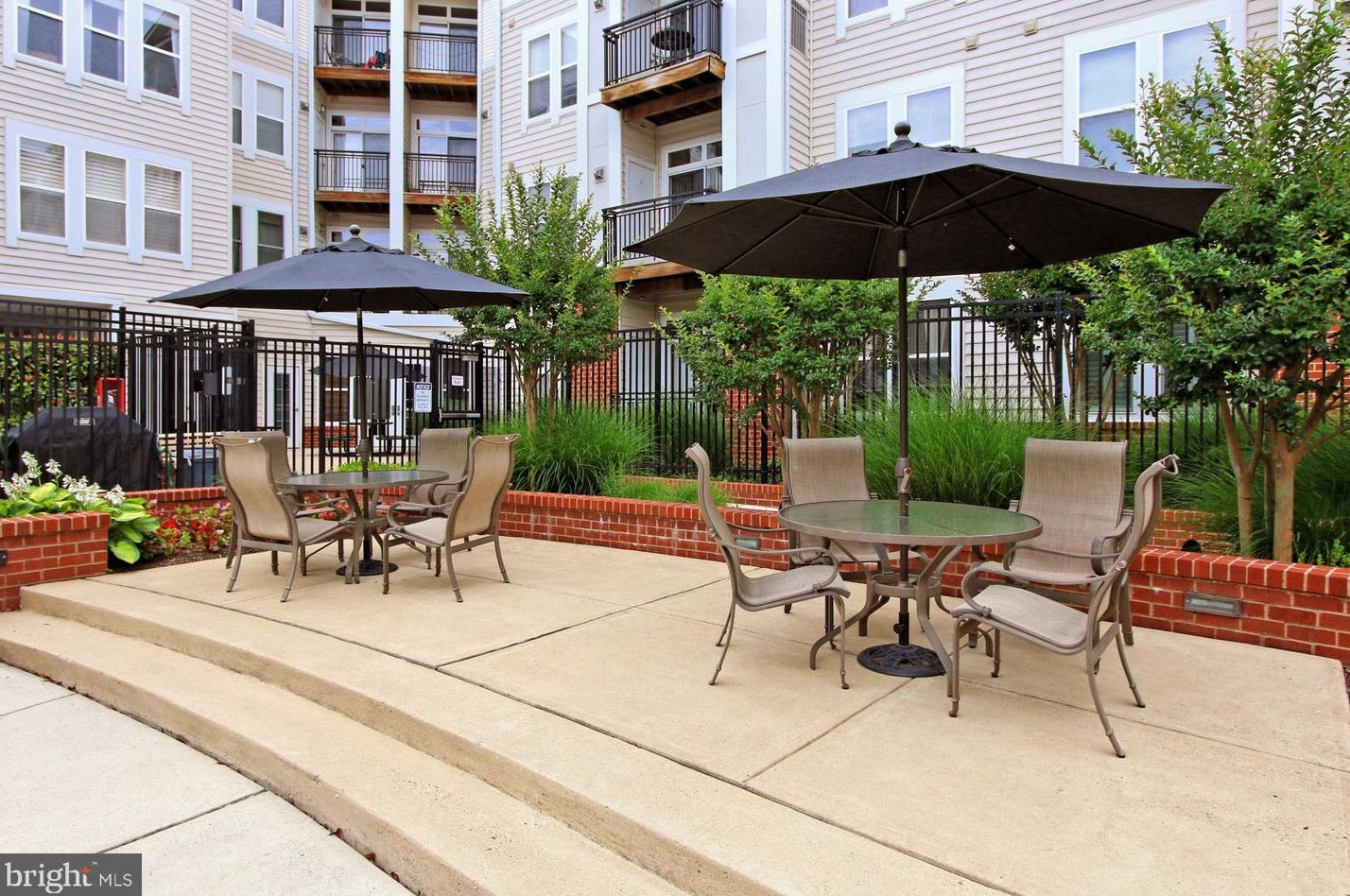 2655 Prosperity Ave, Fairfax VA  22031-4906 exterior
