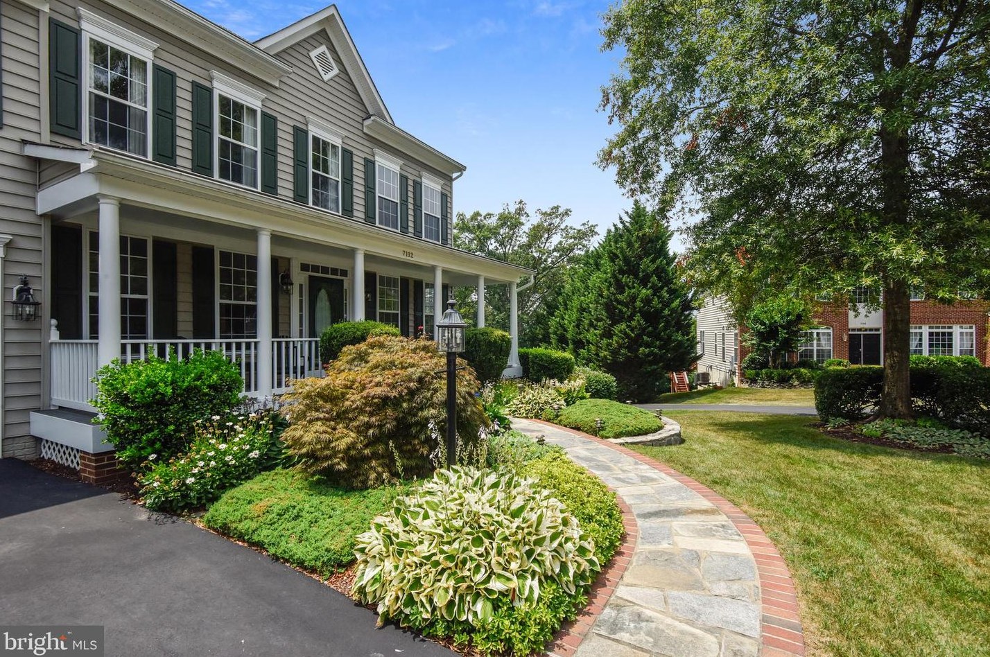 7112 Ayers Meadow Ln, Springfield, VA 22150