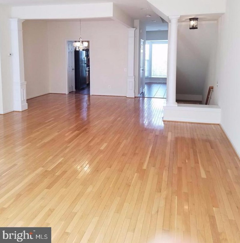 8197 Singleleaf Ln, Lorton, VA 22079