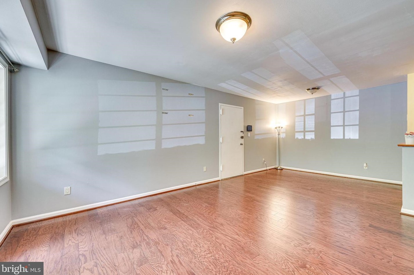 5909 Prince James Dr #14, Springfield, VA 22152
