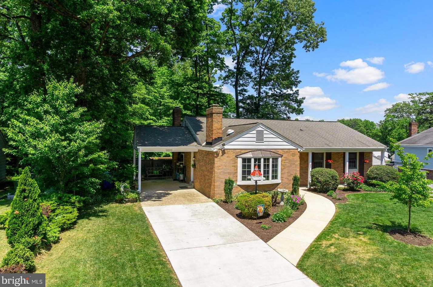 8302 Winslow Ave, Springfield, VA 22152