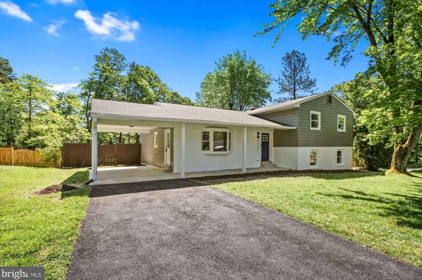 4909 Powell Rd, Fairfax, VA 22032-2842