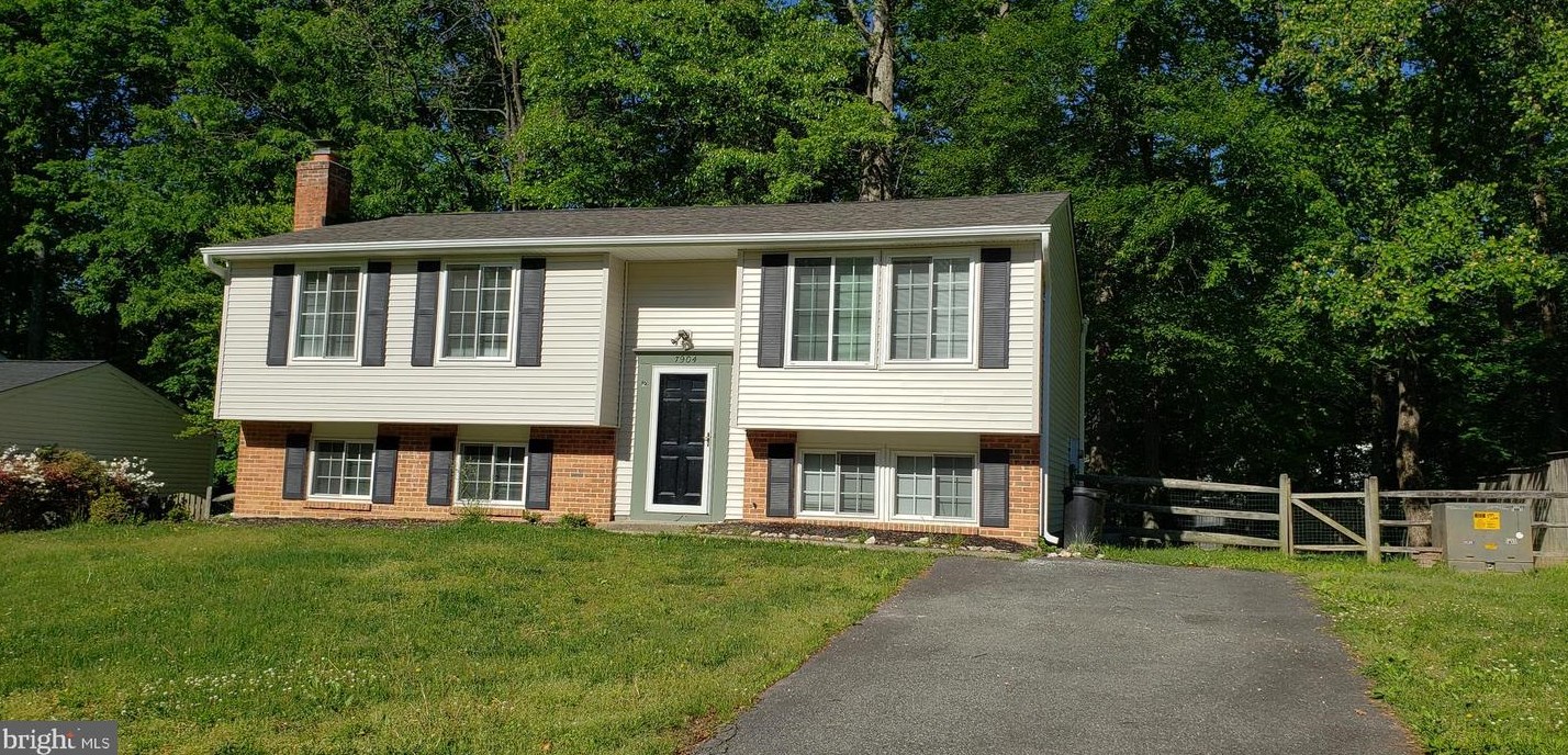 7904 Cliff Rock Ct, Springfield, VA 22153