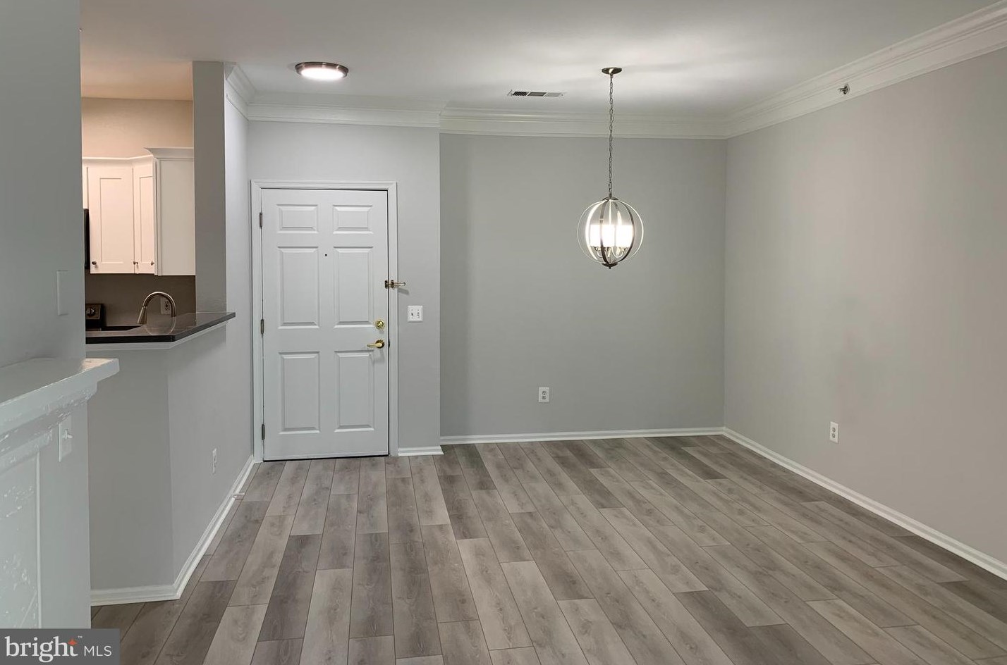 1521 Spring Gate Dr. #10410, Mc Lean, VA 22102