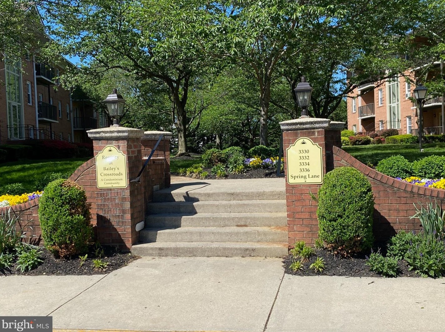 3334 Spring Ln #b-40, Falls Church, VA 22041