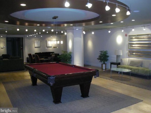 2230 George C Marshall Dr Apt 417, Falls Church, VA 22043