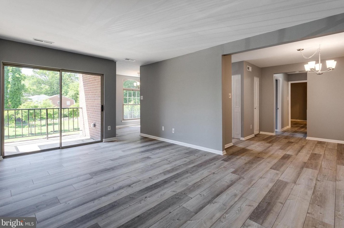 3334 Woodburn Village Dr #13, Annandale, VA 22003