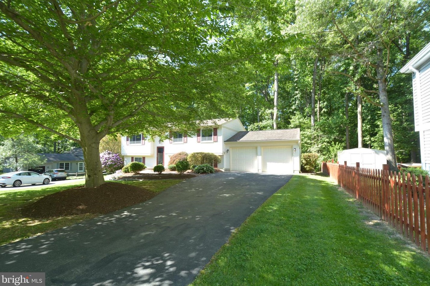 8407 Rainbow Bridge Ln, Springfield, VA 22153
