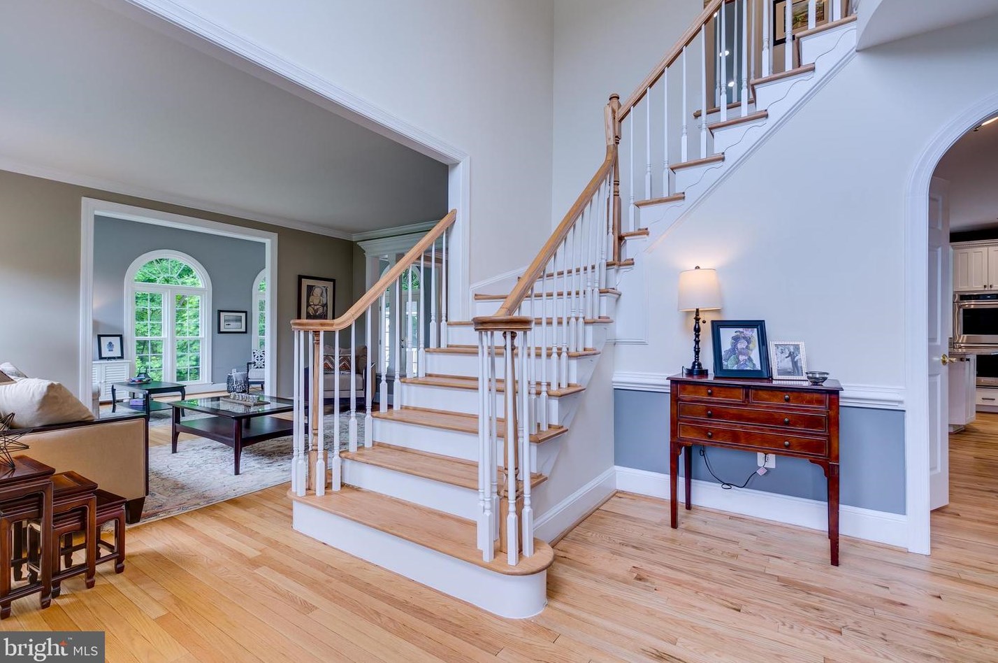 11210 Elmview Pl, Great Falls, VA 22066