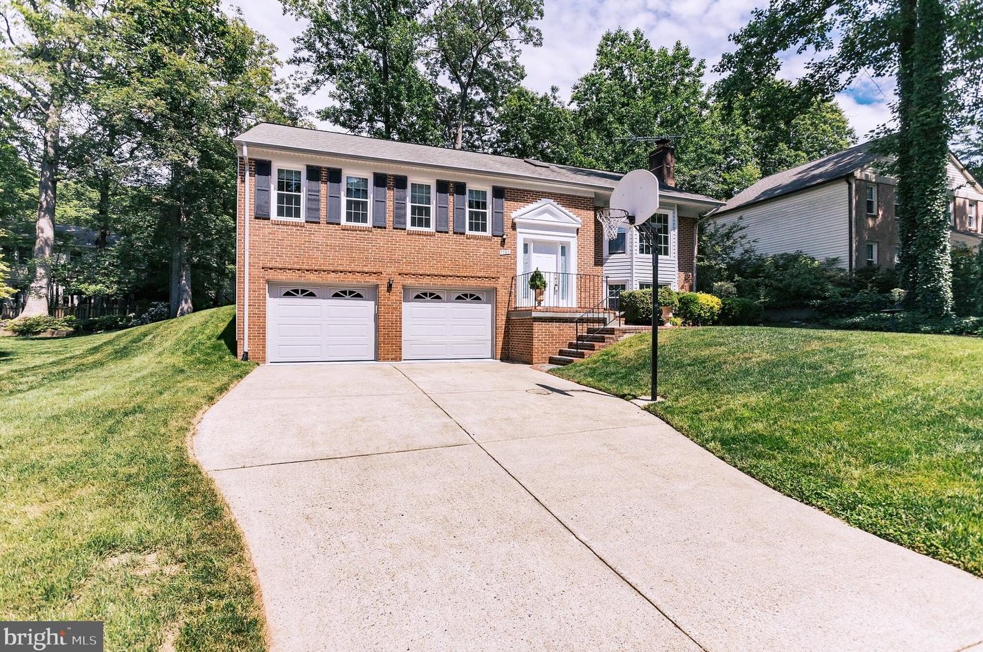 7787 Tangier Dr, Springfield, VA 22153