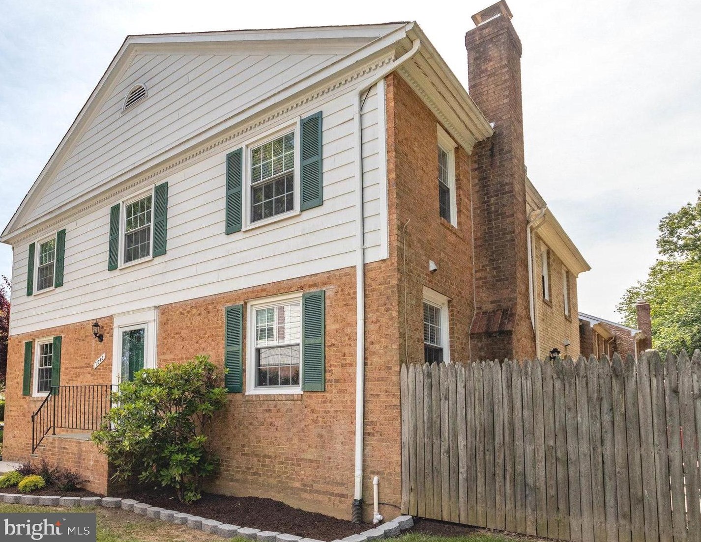 7046 Leestone St, Springfield, VA 22151